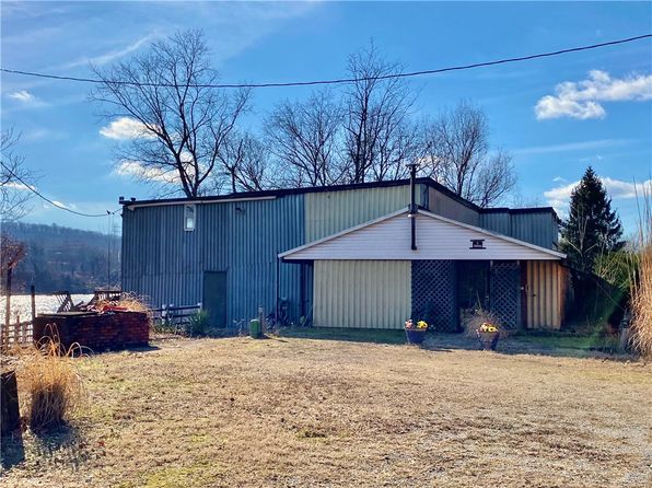 2092 John St, Monongahela, PA 15063
