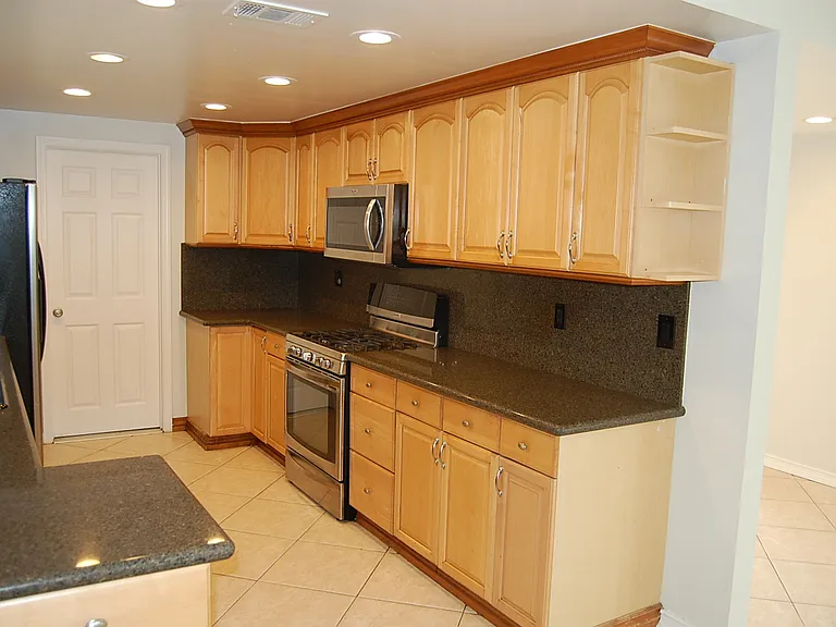1514 E Trenton Ave — Photo 7