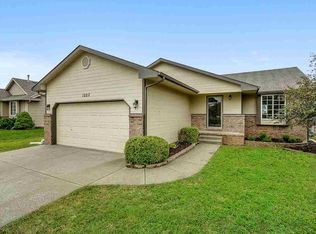 1227 Red River Dr, Clearwater, KS 67026