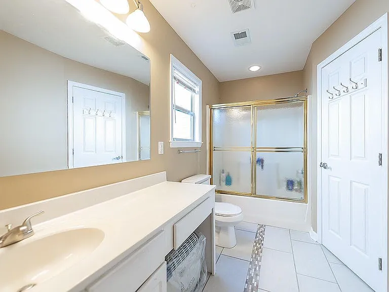 3196 Stonecase Dr — Photo 3
