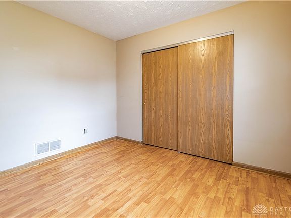 5th image of 976 Pom Ct APT B
