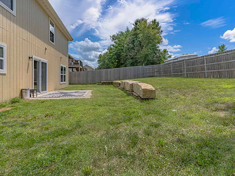 4319 Aspen Dr — Photo 8
