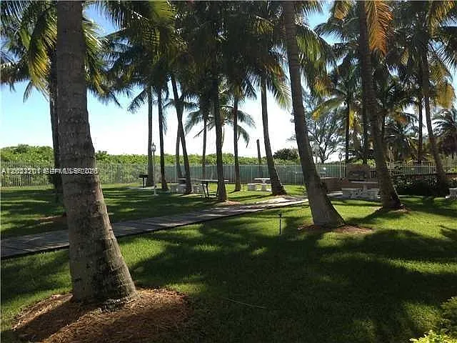 6301 Collins Ave #1206 — Photo 9