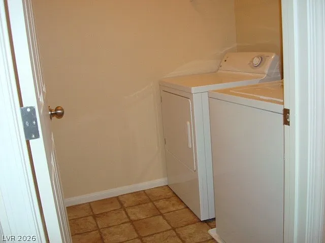 6388 Lonesome Lake St — Photo 22
