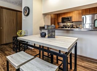 510 Surfside Dr #3, Lincoln, NE 68528