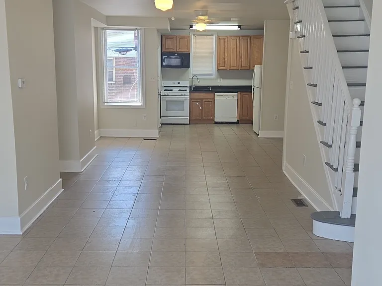 4772 Loring St — Photo 1