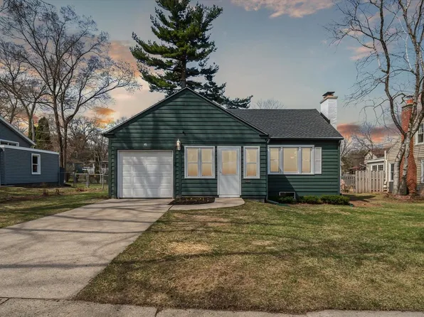 46 South Meadow Ln, Madison, WI 53705