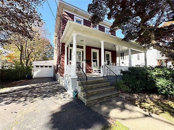 3rd image of 3 Evans St