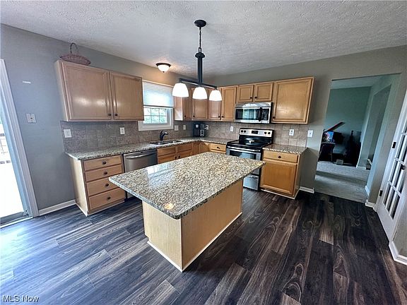 2nd image of 3409 Malvern Dr