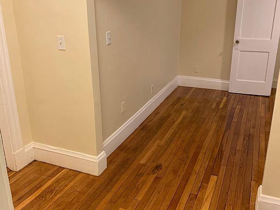 4th image of 233 Lafayette St #1R