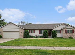 301 Evergreen Dr, Plymouth, IN 46563