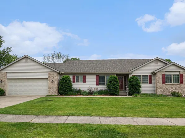301 Evergreen Dr, Plymouth, IN 46563