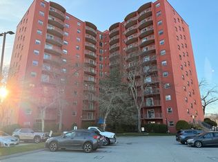 115 W Squantum St APT 607, Quincy, MA 02171