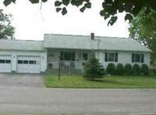 8 Oakdale St, Waterville, ME 04901