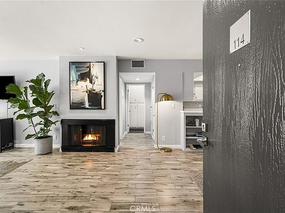 3rd image of 1351 N Crescent Heights Blvd APT 114