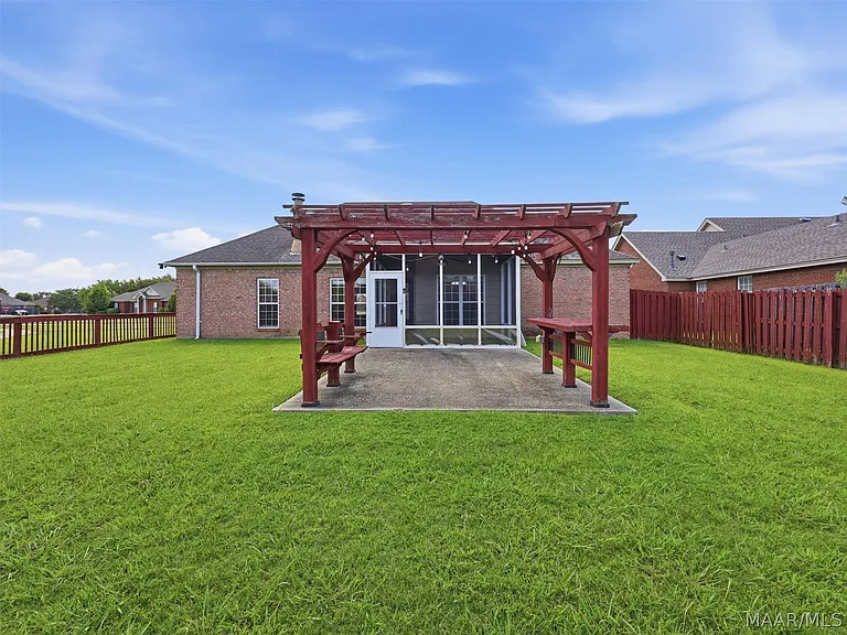 1312 Meadow Glen Rd — Photo 30