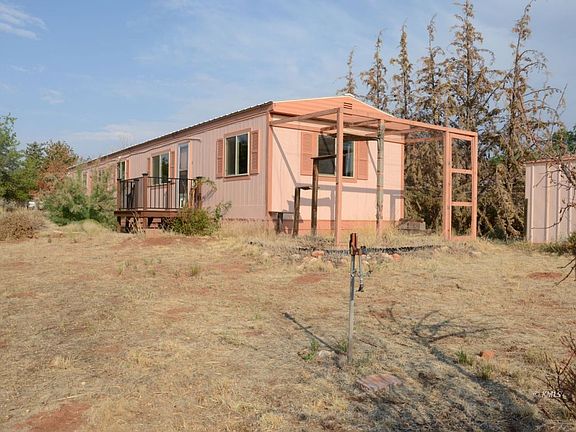 3rd image of 1265 S Escalante Dr