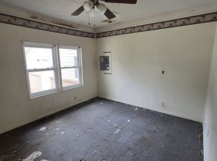 407 Church St, Warrior, AL 35180