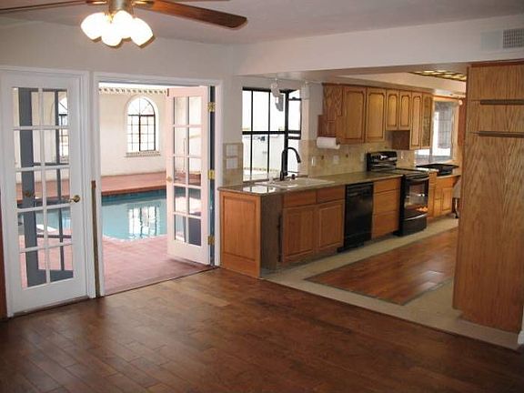 Entry to indoor pool