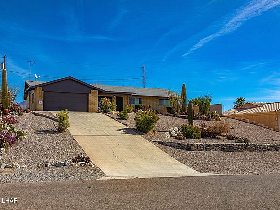 3rd image of 580 Meadows Dr