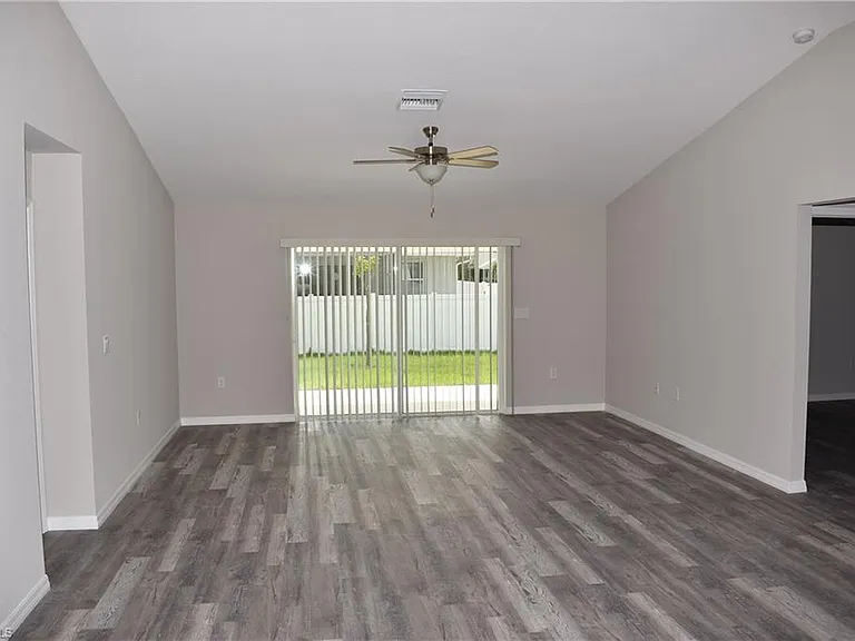 2397 Nantucket Ter — Photo 6