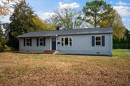 304 Hadaway Dr Photo 1