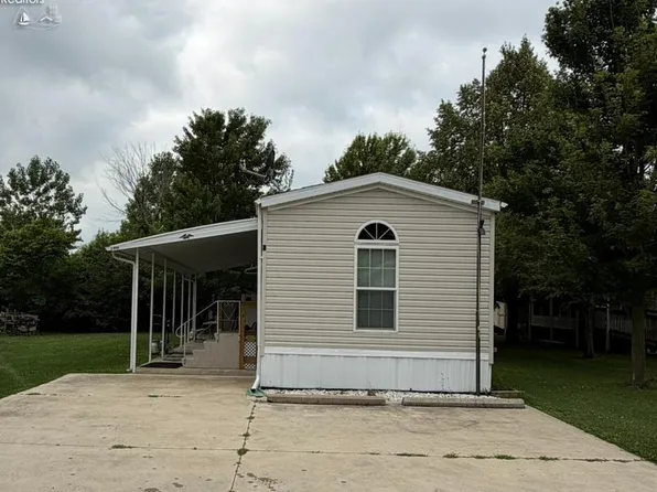 4495 W Darr Hopfinger Rd #7, Pt Clinton, OH 43452