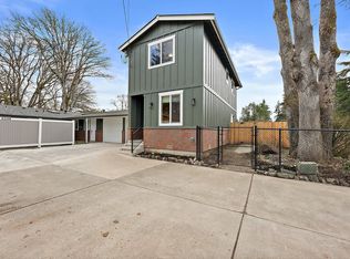 8511 Woodlawn Ave SW, Lakewood, WA 98499