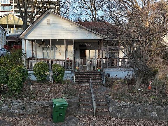 3rd image of 1052 Curran St NW
