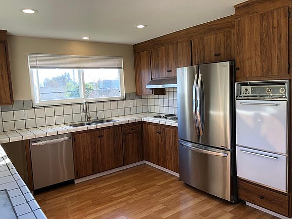 5th image of 4330 Bidwell Dr