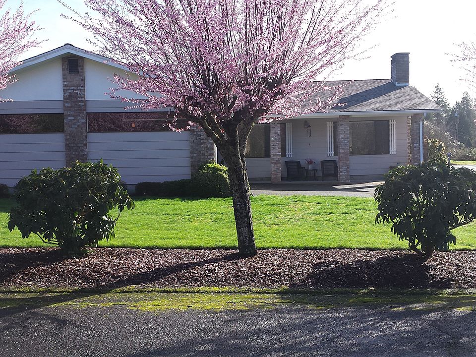 1st image of 906 Caldwell Ct