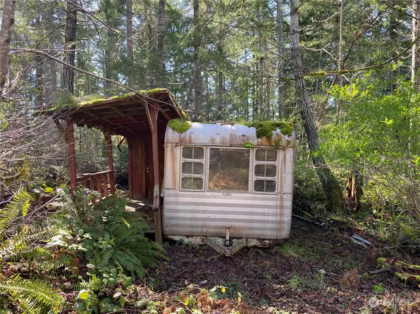 91 Fox Road, Quilcene, WA 98376