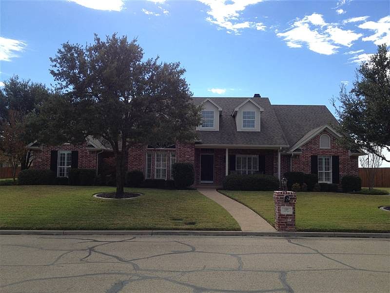 1st image of 119 Bent Trail Dr