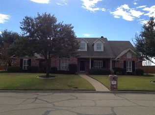 119 Bent Trail Dr, Mc Gregor, TX 76657