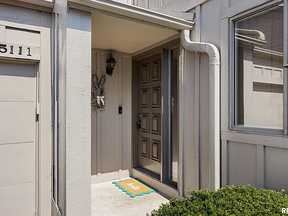 3rd image of 5111 W Arrowood Pl #127