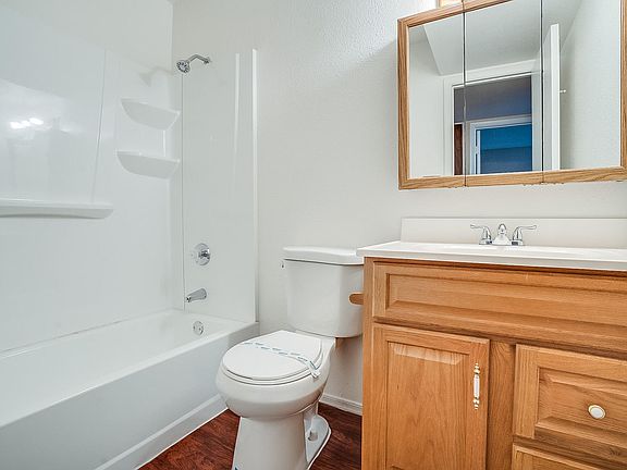 4th image of 6805 S Bonarden Ln
