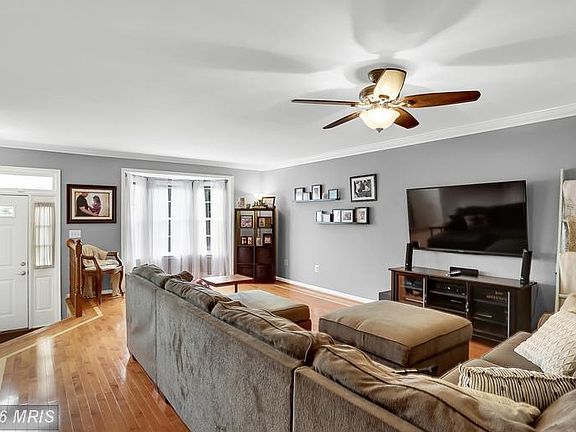 4th image of 6844 Kerrywood Cir