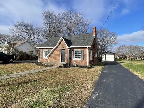 412 Meador Dr, Lafayette, TN 37083