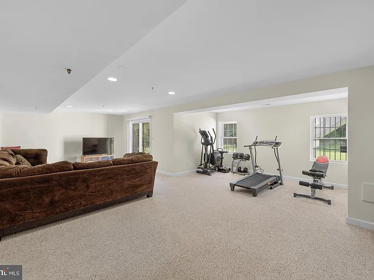 15309 Briarcliff Manor Way — Photo 8