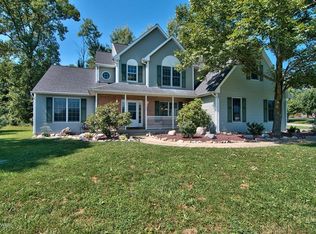 205 Treetop Dr, Bangor, PA 18013