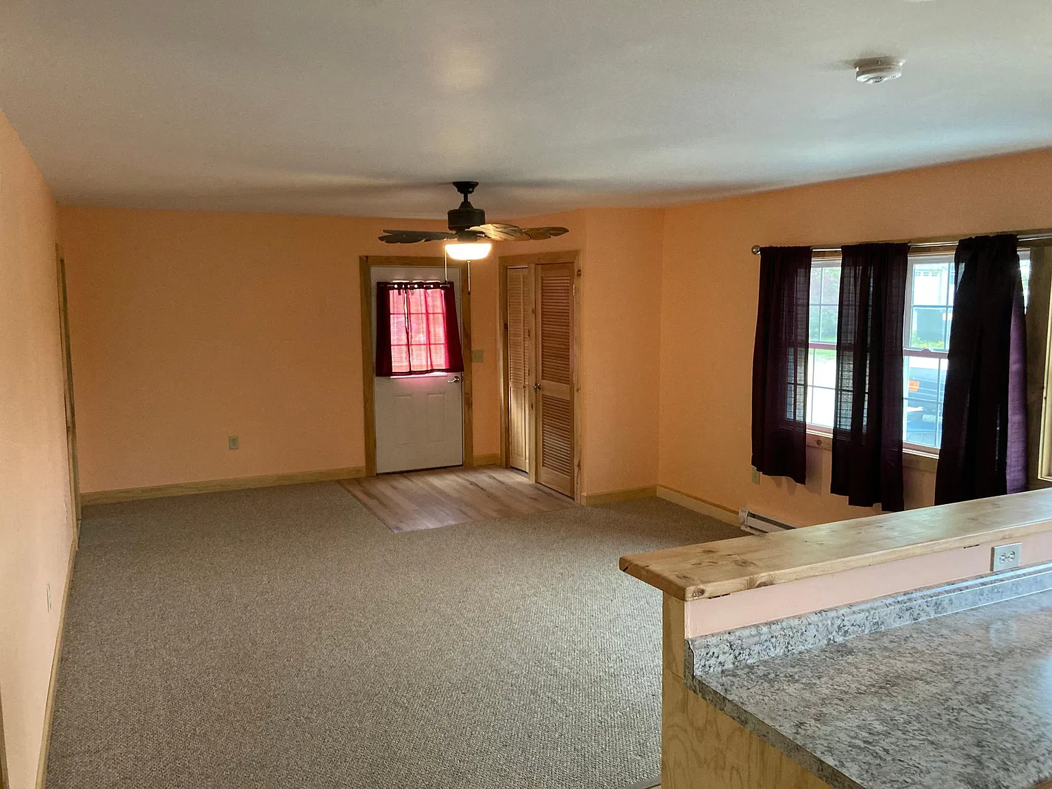 2 bed, 1000 sqft, $1,850 — Photo 2