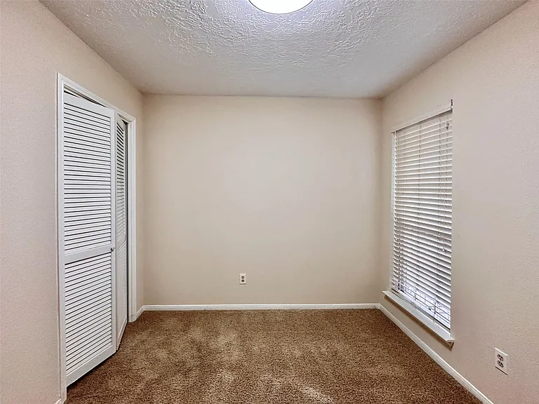 6437 Chatham Island Ln — Photo 26