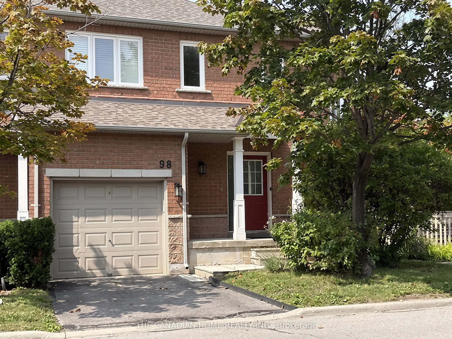 4 bed, $3,250 — Photo 1