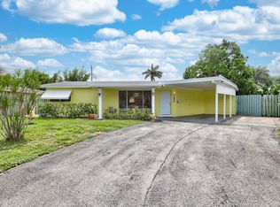 1012 SE 14th Ct, Deerfield Beach, FL 33441