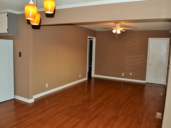 5th image of 1557 Barber Ct