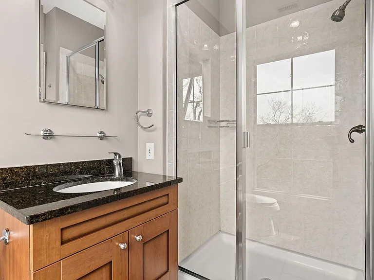 10204 Echoridge Dr — Photo 25