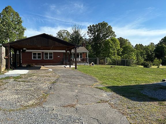 4th image of 1298 Sunburst Rd