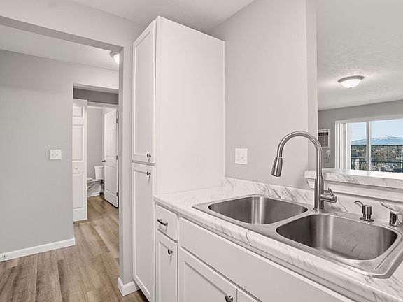 3rd image of 6121 E 6th Ave APT K122