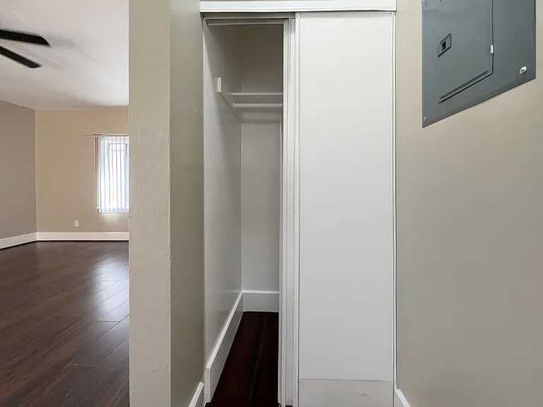 936 Olive Ave — Photo 2