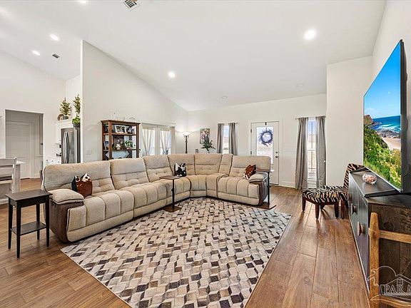 3rd image of 9303 Salter Rd